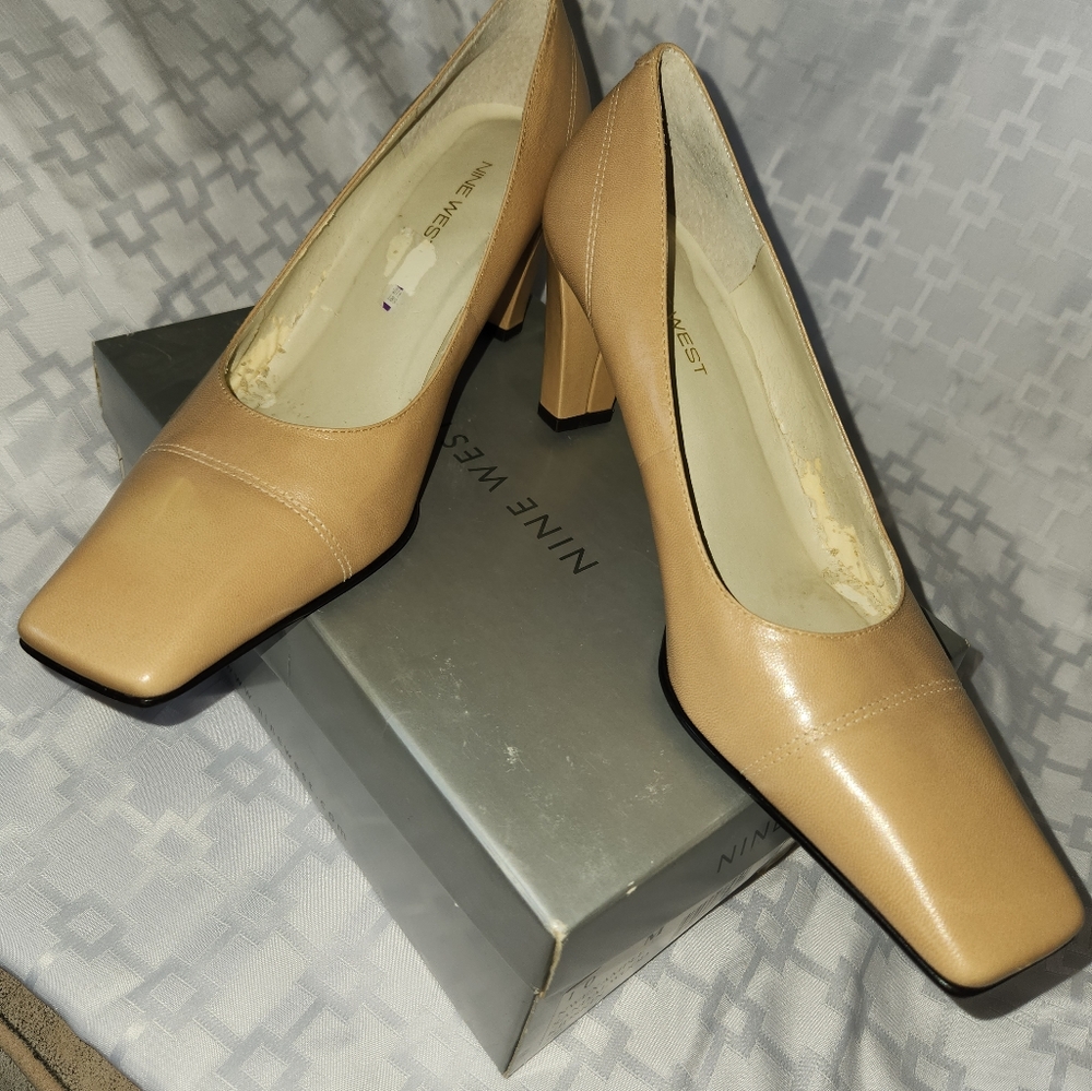 Nine West sandalwood heels. Size 10.